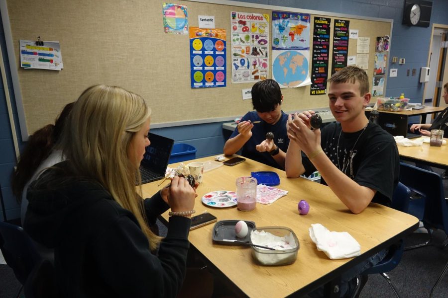 On Wednesday, May 3rd, during 3rd hour Spanish, 8th graders Jolie Workman, Phoenix Benaka, Peyton Godfrey & Brookie Cunningham make Cascarones by painting eggs and putting confetti in them, so they can smash them for good luck. “They are messy, but fun,” said Workman.

