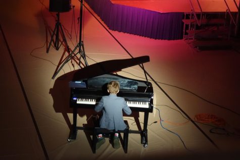 On Friday, May 12th, Richard Morrison plays “Super Mario” on the piano during the talent show to amuse the audience at WRMS.