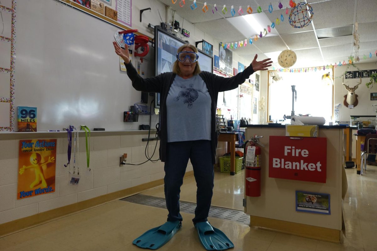 On Tuesday, Feb 6th, former Eclipse science teacher, Mrs. Walters shows off her scuba diving gear in Mrs. Campbell’s room. Walters was presenting to 7th grade teams about her trip to the Galapagos Islands. 